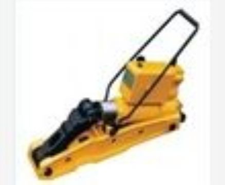 點擊查看詳細信息<br>標題：YQB-245型液壓起拔道機 閱讀次數(shù)：1727